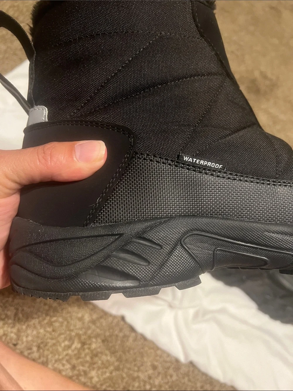 Silent Care mens black winter boots. Zip closure. Super warm. Waterproof